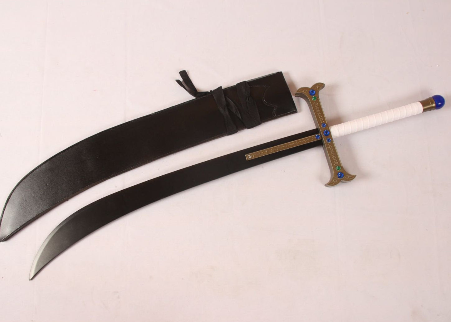Dracule Mihawk Sword - Yoru
