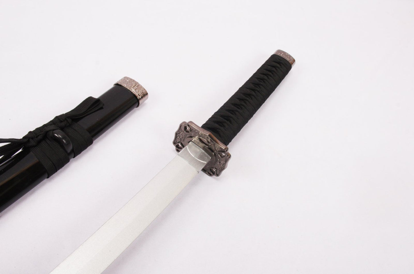Black Dragon - Silver Blade