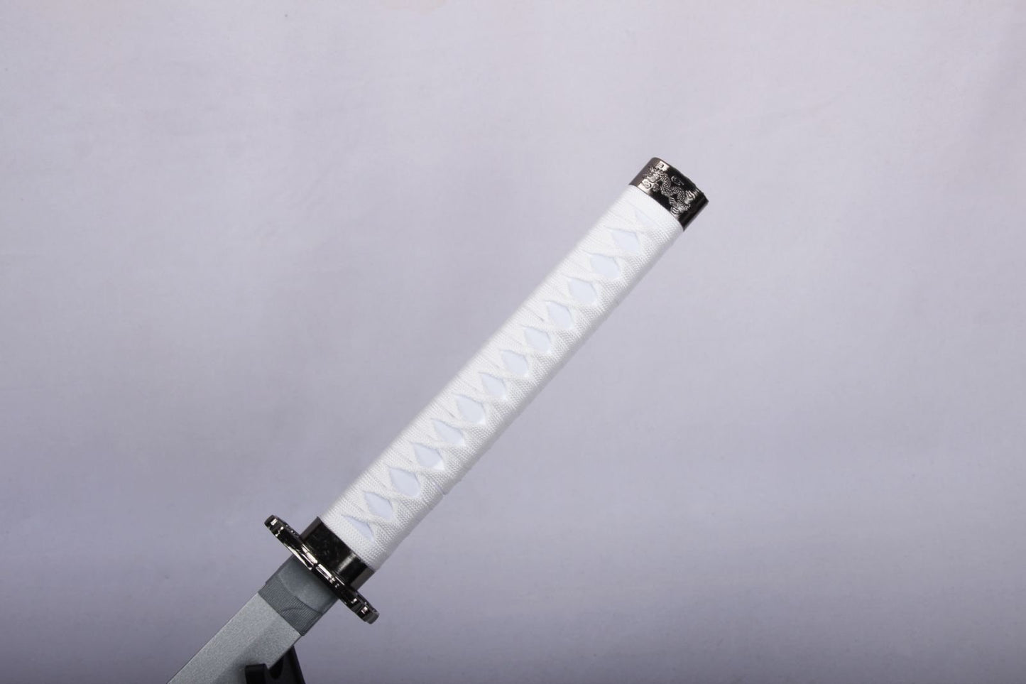 White Dragon - Silver Blade