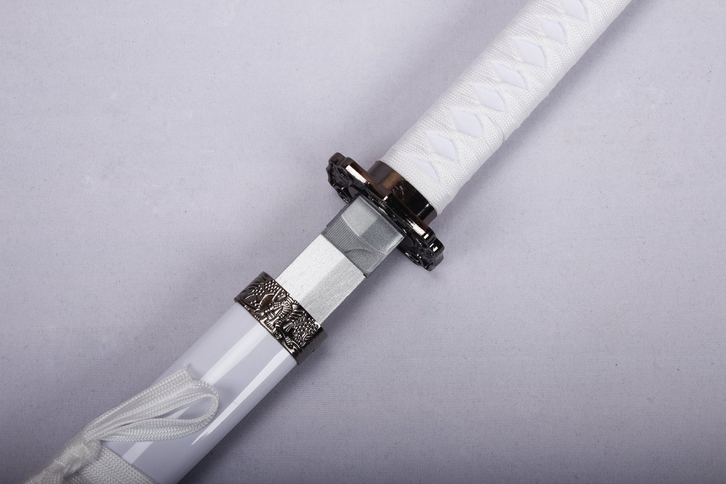 White Dragon - Silver Blade